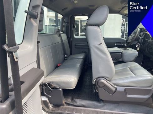 Used 2016 Ford F550 4x4 SuperCab Super Duty image 11