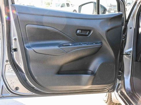 Used 2020 Nissan Versa S image 23