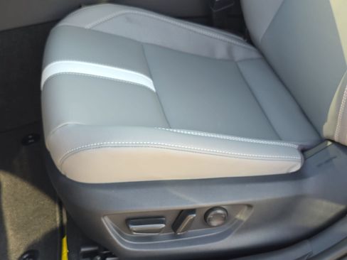 New 2026 Toyota Camry SE FWD image 25