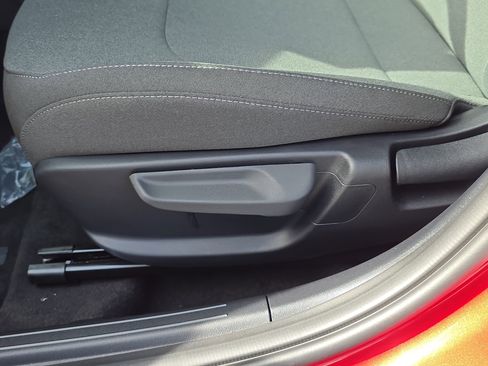 New 2025 Kia K4 LXS image 22