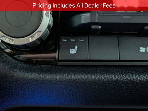 Used 2025 Toyota Tundra SR5 w/ SR5 Premium Package AWD/4WD image 25