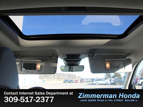 Certified 2025 Honda HR-V EX-L image 9