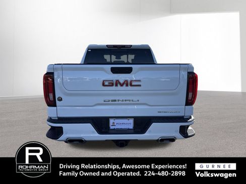 Used 2024 GMC Sierra 1500 Denali w/ Technology Package AWD/4WD image 8