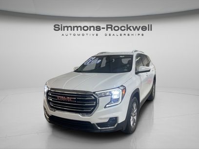 Used 2024 GMC Terrain SLT