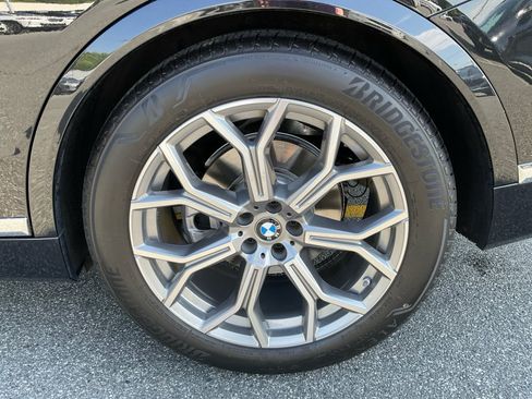 Used 2024 BMW X7 xDrive40i AWD/4WD image 22