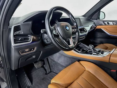 Used 2019 BMW X5 xDrive40i w/ Executive Package AWD/4WD image 12