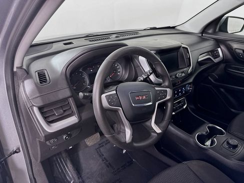 Used 2024 GMC Terrain SLE FWD image 13