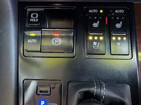 Used 2017 Lexus RX 350 AWD w/ Premium Package image 22