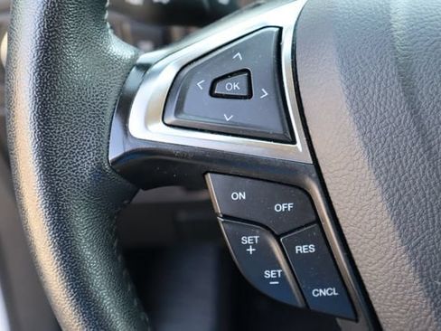 Used 2024 Ford Edge SEL AWD/4WD image 12