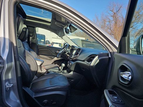 Used 2020 Jeep Cherokee Limited w/ Trailer Tow Group image 23