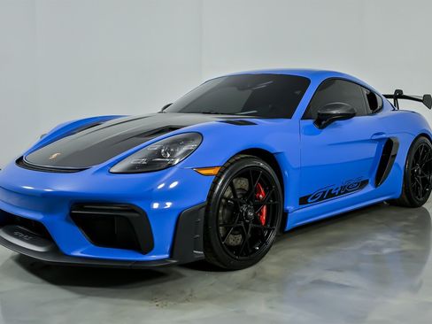 Used 2025 Porsche 718 Cayman GT4 RS RWD image 5