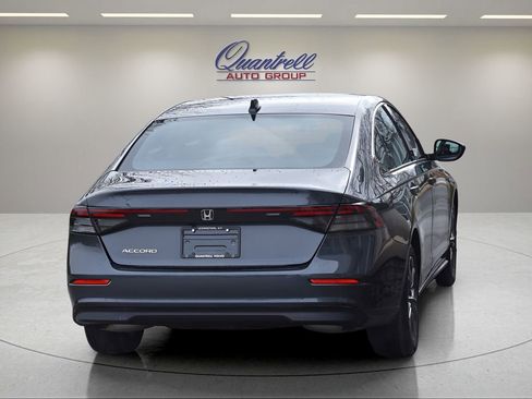 Used 2023 Honda Accord EX image 5