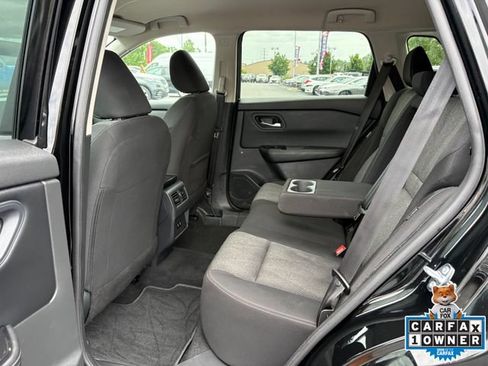 Used 2025 Nissan Rogue SV FWD image 23