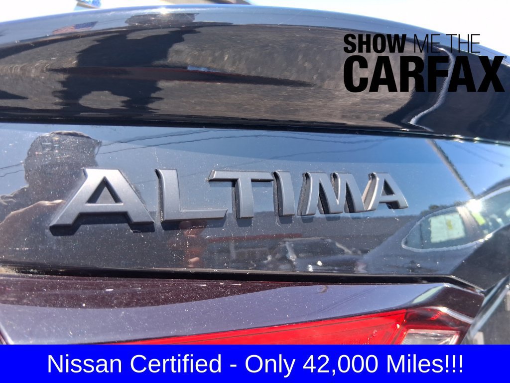 Certified 2022 Nissan Altima 2.5 SR w/ Midnight Edition Package AWD/4WD image 12