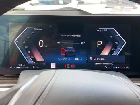 Used 2024 BMW X7 xDrive40i w/ Parking Assistance Package AWD/4WD image 35