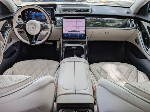Used 2022 Mercedes-Benz S 580 4MATIC Sedan image 16