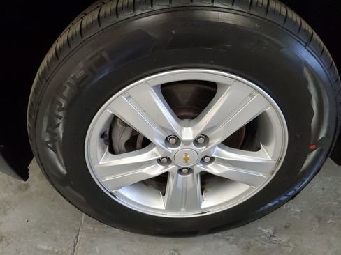 Used 2019 Chevrolet Trax LT w/ LT Convenience Package AWD/4WD image 27
