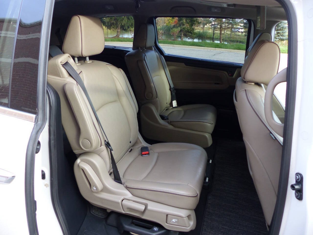 Used 2021 Honda Odyssey Elite image 57