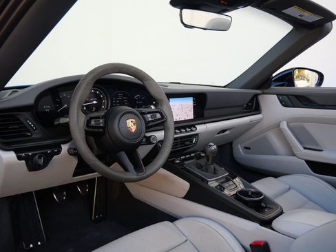 Used 2024 Porsche 911 Carrera GTS image 10