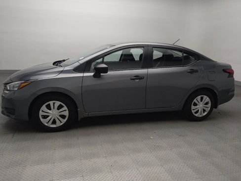 Used 2025 Nissan Versa S w/ Trunk Package FWD image 2