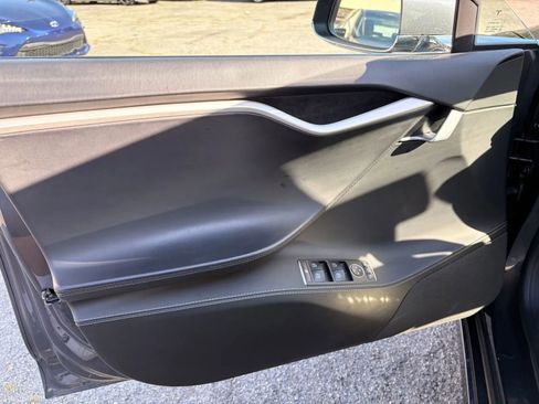 Used 2018 Tesla Model S 100D AWD/4WD image 12