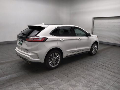 Used 2020 Ford Edge Titanium w/ Equipment Group 301A FWD image 10