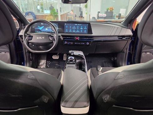 Used 2023 Kia EV6 GT-Line w/ GT-Line Suede Seat Package AWD/4WD image 15