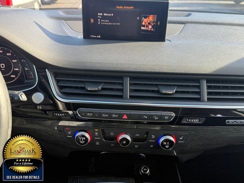 Used 2019 Audi Q7 3.0T Premium image 21