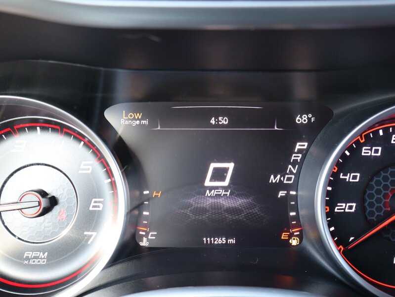 Used 2015 Dodge Charger SXT RWD image 22