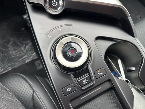 New 2025 Kia EV6 Wind image 13