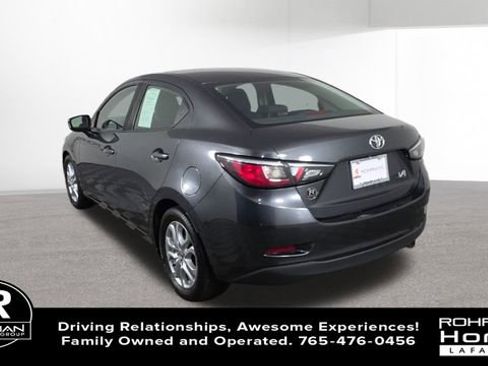 Used 2017 Toyota Yaris iA image 7
