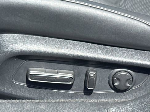 Certified 2025 Honda Accord EX-L image 19