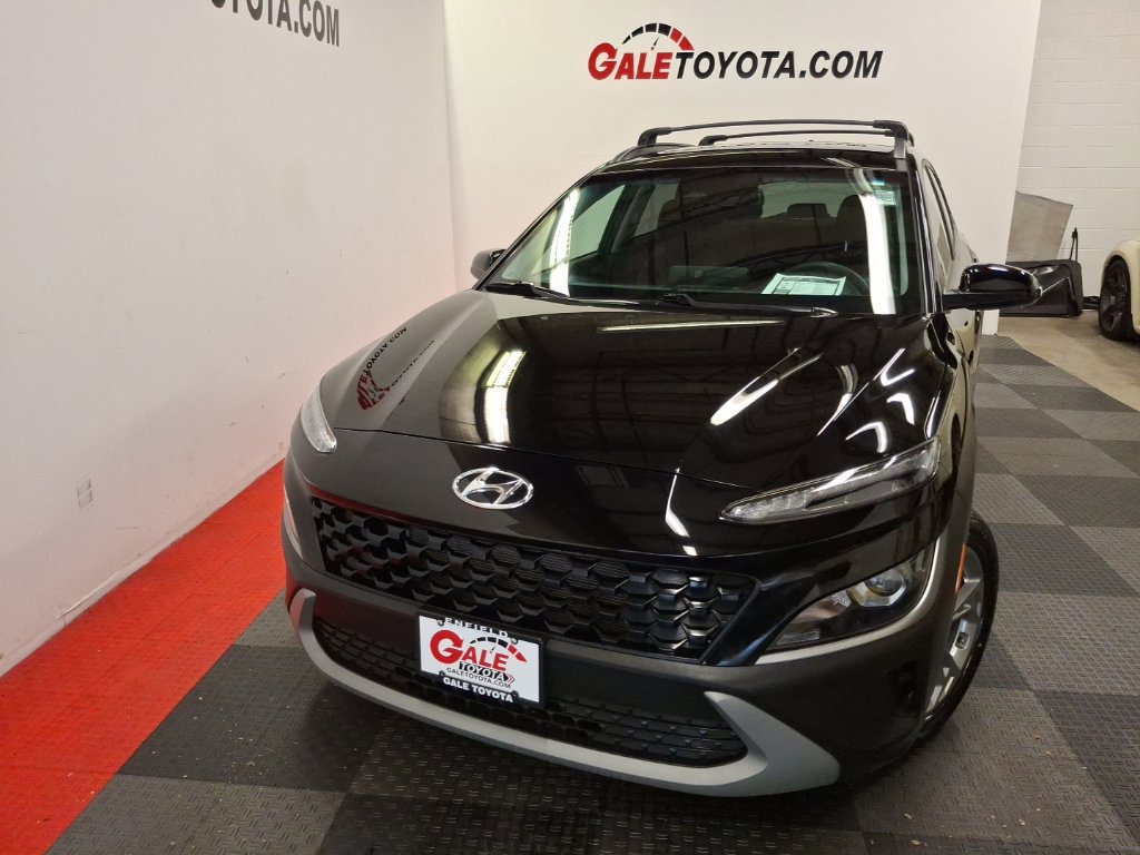 Used 2023 Hyundai Kona SEL AWD/4WD image 3