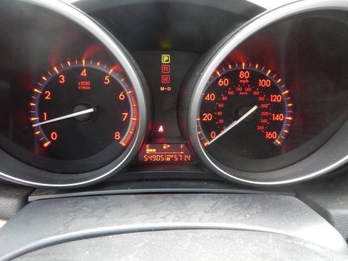 Used 2011 MAZDA MAZDA3 s Grand Touring w/ Tech Pkg FWD image 3