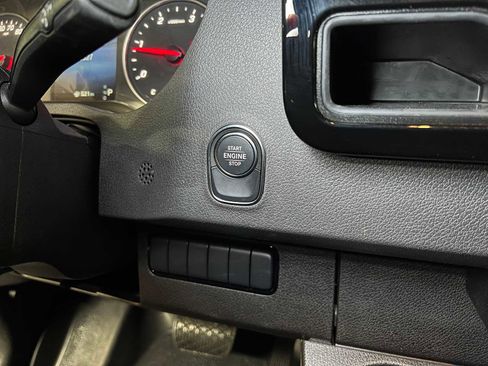 Used 2025 Mercedes-Benz Sprinter 2500 image 29