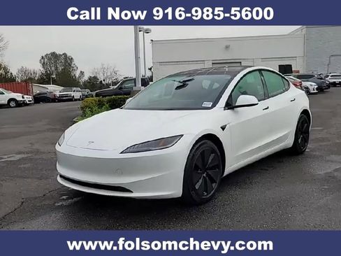 Used 2025 Tesla Model 3 image 5