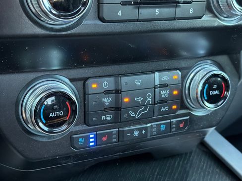 Used 2020 Ford F350 Platinum AWD/4WD image 22