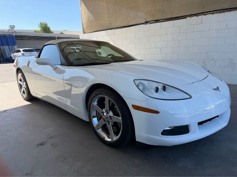 Used 2008 Chevrolet Corvette Convertible w/ Preferred Equipment Group RWD image 2