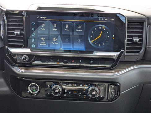 Used 2023 Chevrolet Silverado 1500 RST image 18