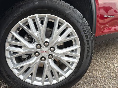 Used 2026 GMC Acadia Elevation w/ Elevation Premium Package FWD image 30