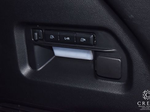 Used 2022 Ford Explorer Limited w/ Limited Technology Package image 41