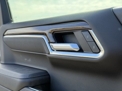 New 2026 Chevrolet Silverado 1500 LT Trail Boss w/ Convenience Package II image 17