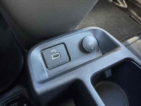 Used 2021 Ford Transit Connect XL image 23