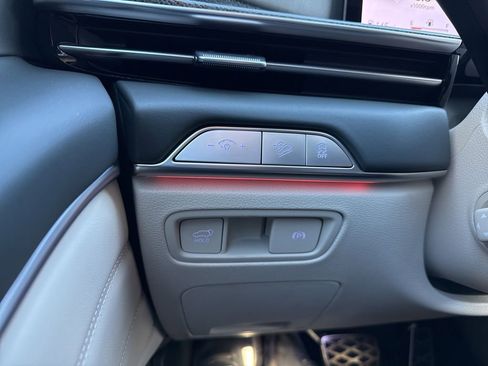 New 2026 Genesis GV80 3.5T e-SC image 29