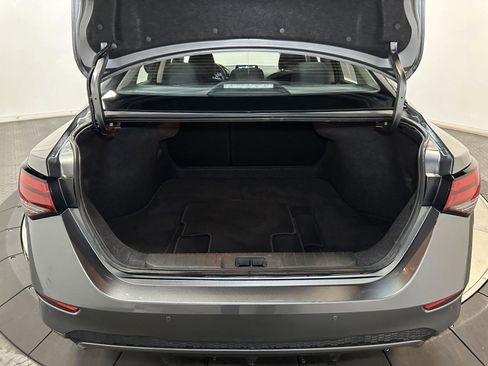 Used 2025 Nissan Sentra SV FWD image 32