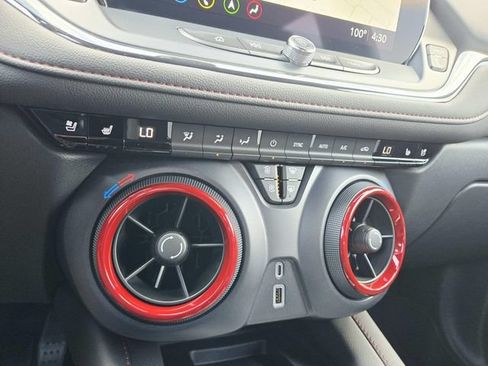 Certified 2024 Chevrolet Blazer RS w/ Enhanced Convenience Package AWD/4WD image 25
