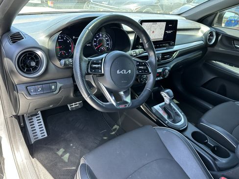 Certified 2023 Kia Forte GT-Line FWD image 22