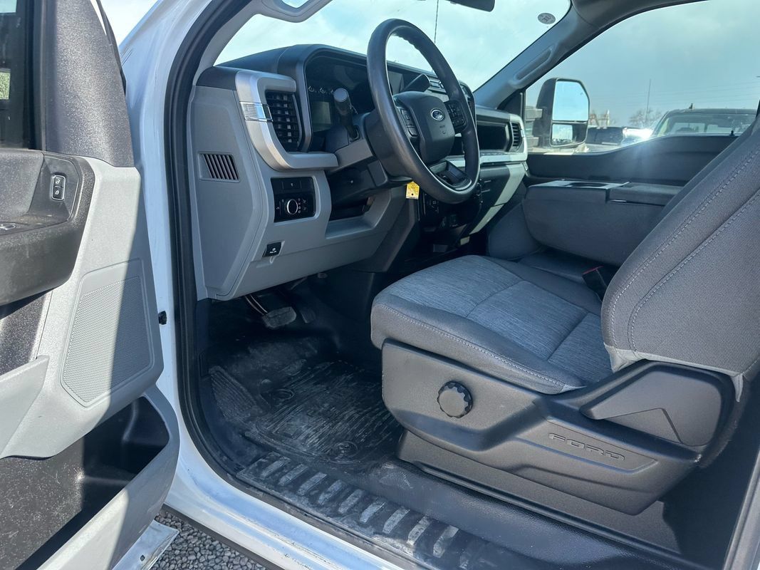 Used 2023 Ford F450 XL AWD/4WD image 33