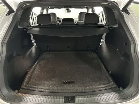 Certified 2020 Volkswagen Tiguan SEL Premium R-Line image 27