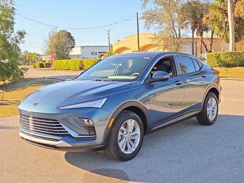 New 2026 Buick Envista Preferred w/ Convenience II Package image 2